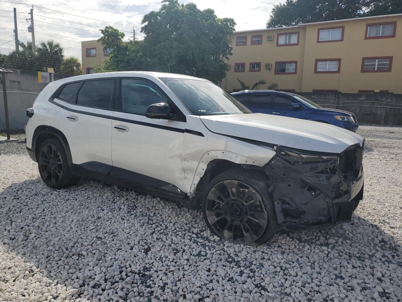 BMW X Series Image 2