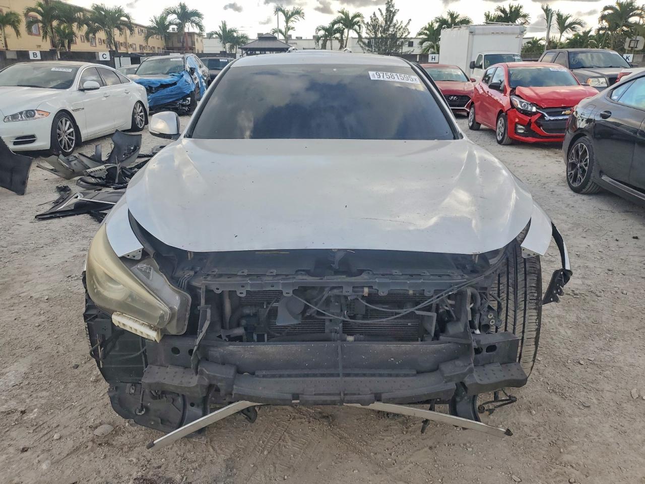 INFINITI Q50 Premium Image 6