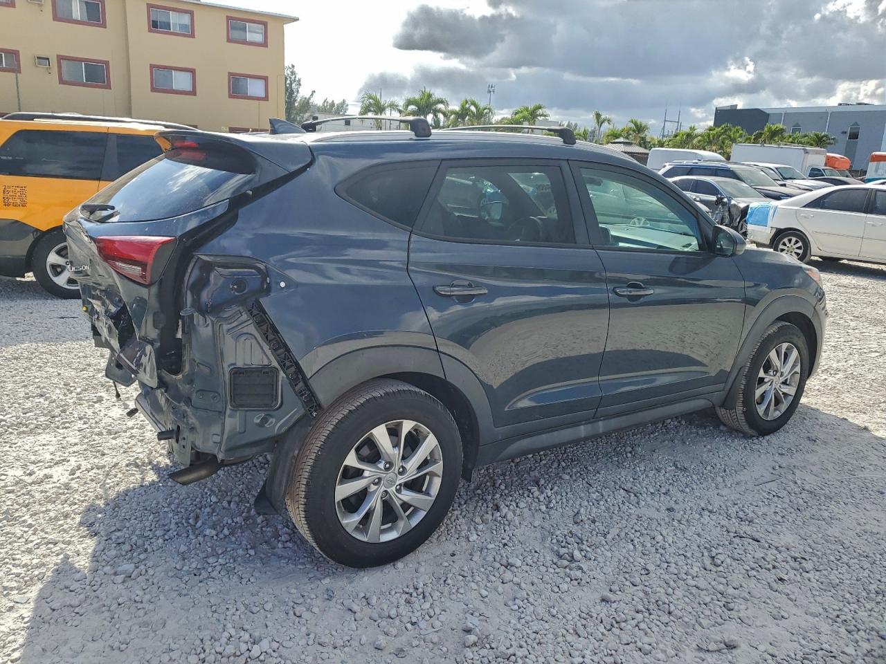 Hyundai TUCSON Limited Image 3