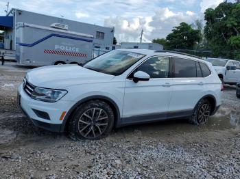  Salvage Volkswagen Tiguan