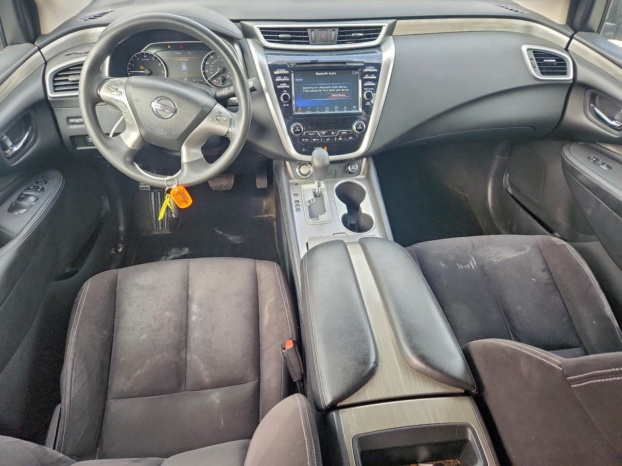 Nissan Murano S Image 2