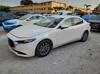  Salvage Mazda 3