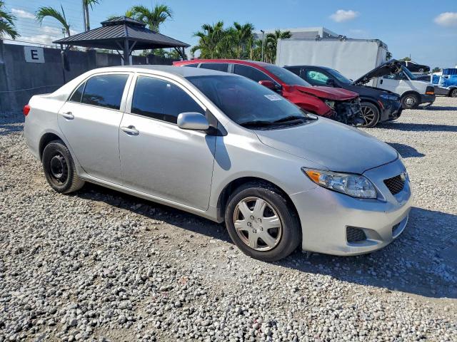 Toyota Corolla Base Image 12