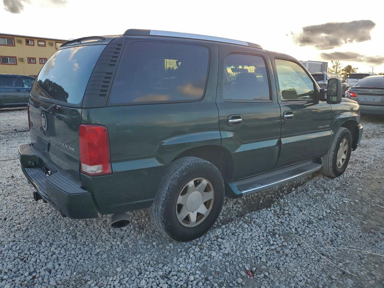 Cadillac Escalade Luxury Image 9