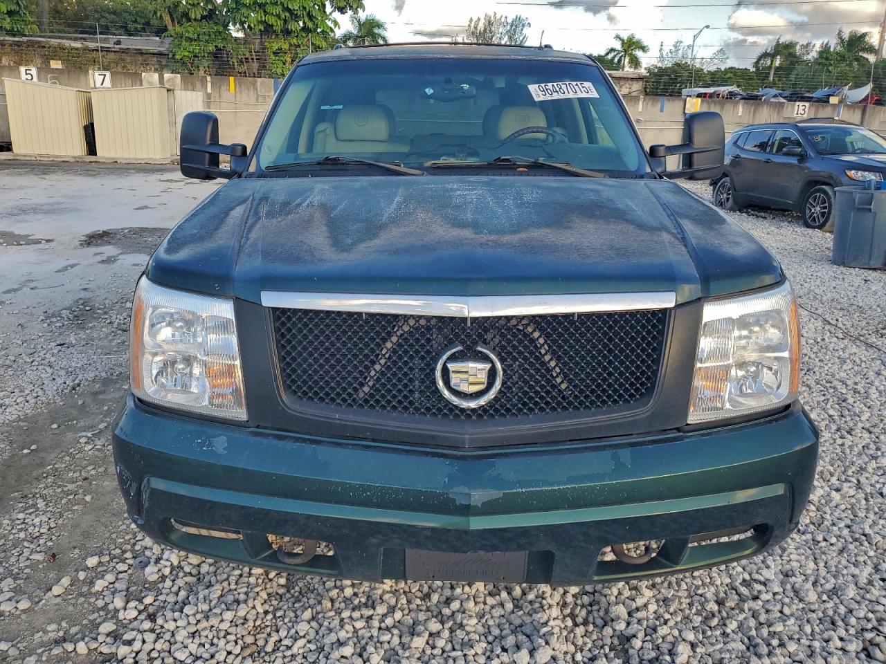 Cadillac Escalade Luxury Image 5