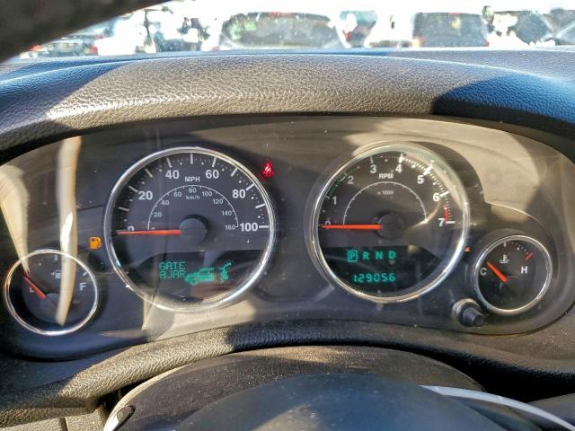 Jeep Wrangler Sahara Image 13