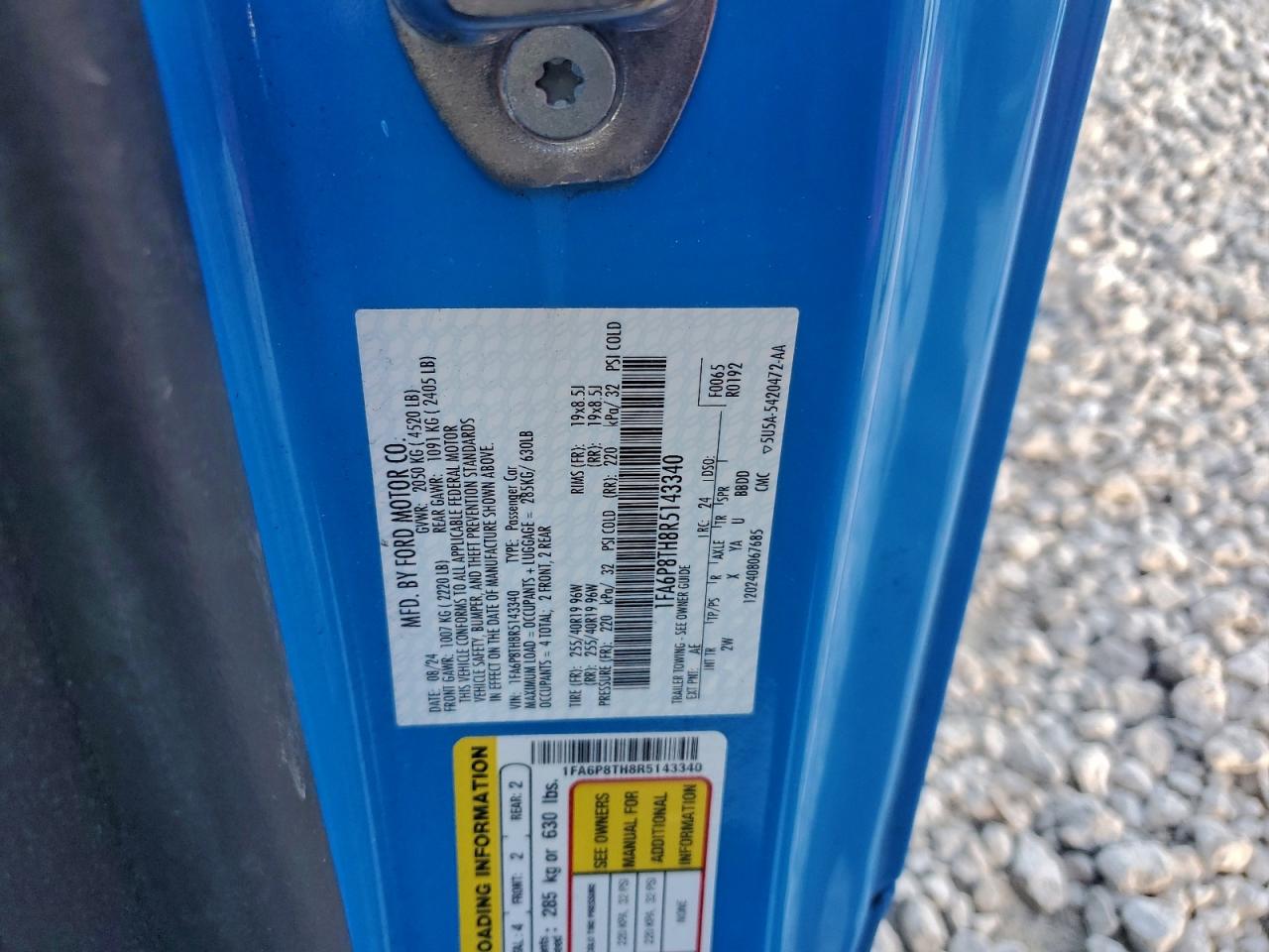 Ford Mustang Image 6