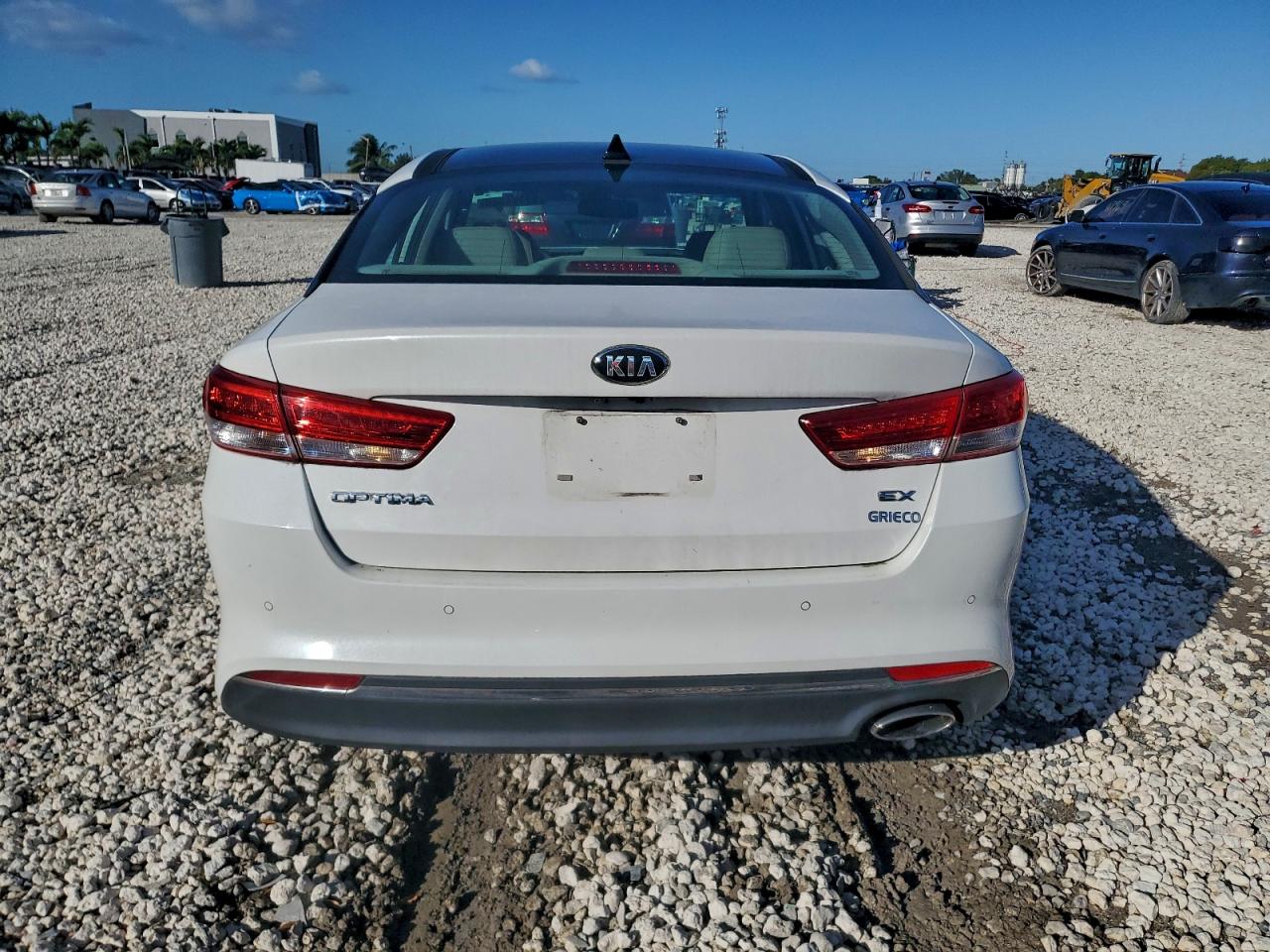 Kia Optima Ex Image 11