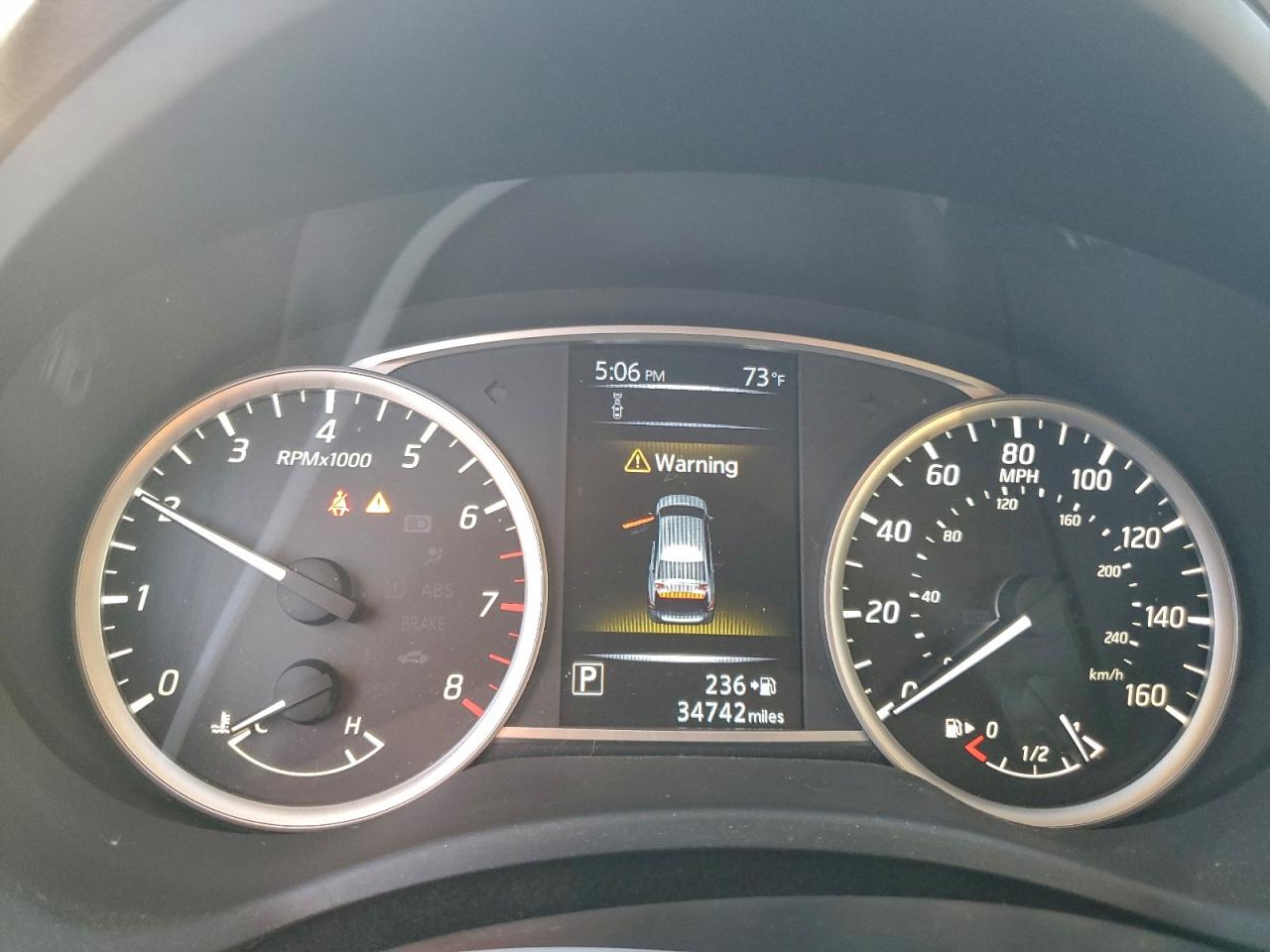 Nissan Sentra S Image 5