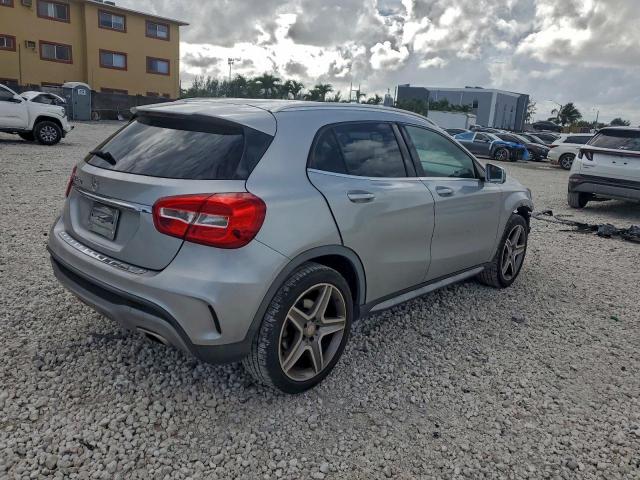 Mercedes-Benz GLA 250 Image 4