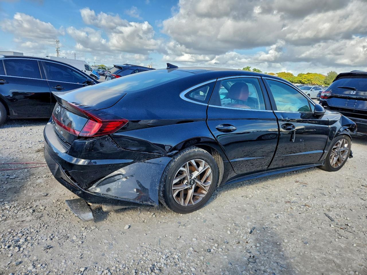 Hyundai SONATA Sel Image 7