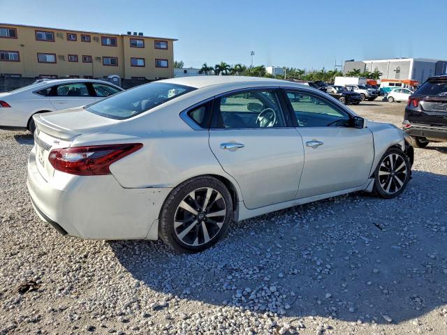 Nissan Altima 2.5 Image 3