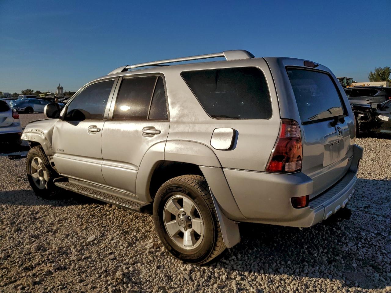 Toyota 4Runner Limited Image 10