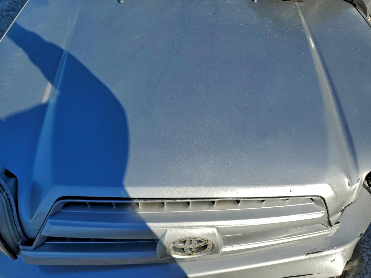 Toyota 4Runner Limited Image 11