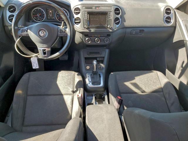 Volkswagen Tiguan S Image 7