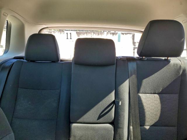 Volkswagen Tiguan S Image 6