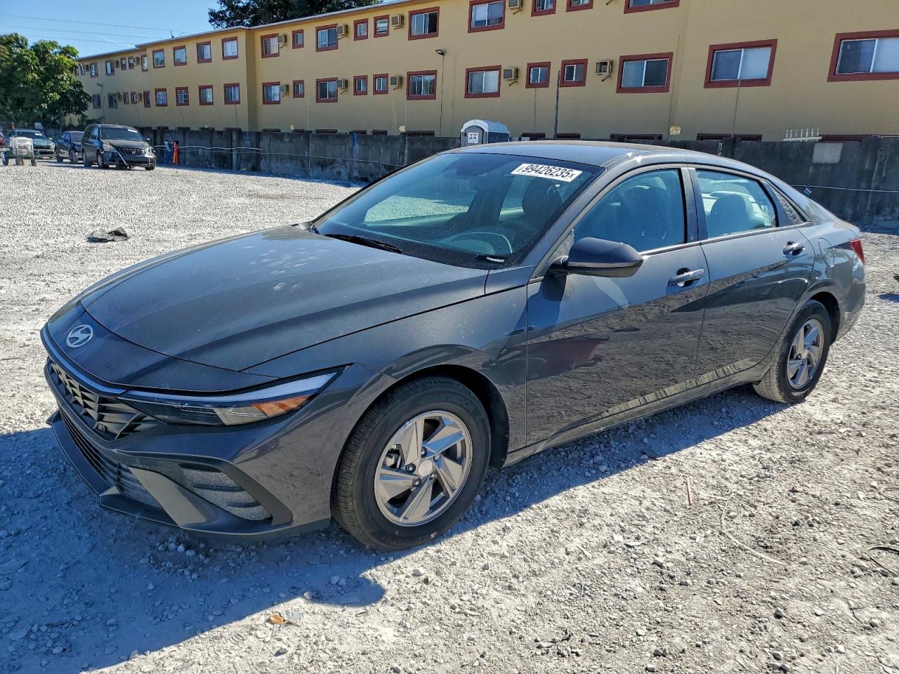 Hyundai ELANTRA Se Image 1