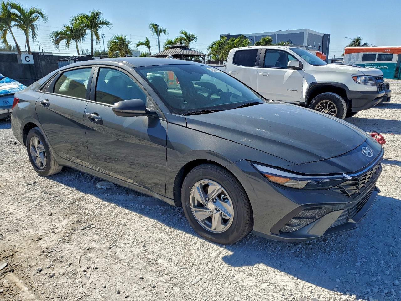 Hyundai ELANTRA Se Image 9