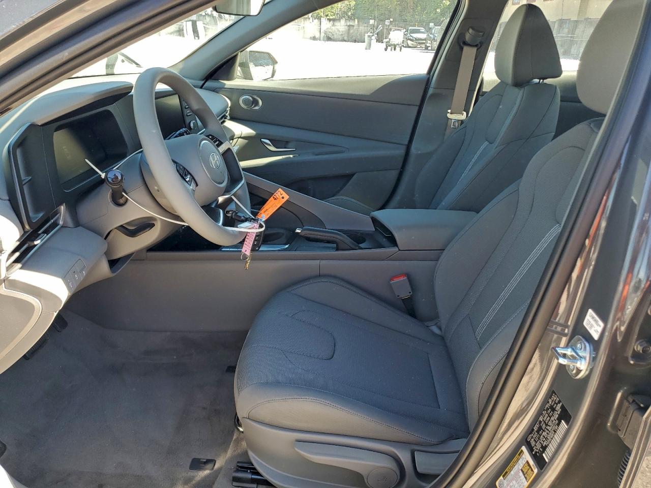 Hyundai ELANTRA Se Image 10