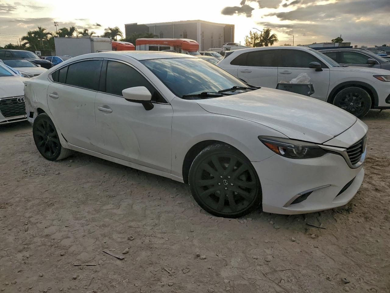 Mazda 6 Grand Touring Image 9