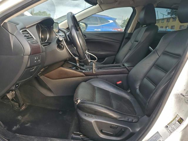 Mazda 6 Grand Touring Image 4