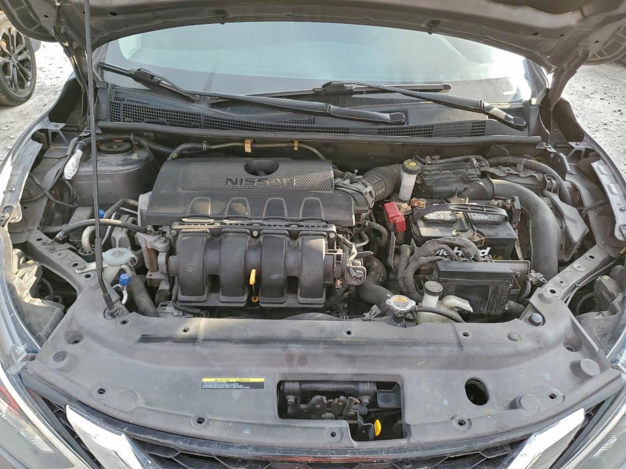 Nissan Sentra S Image 9