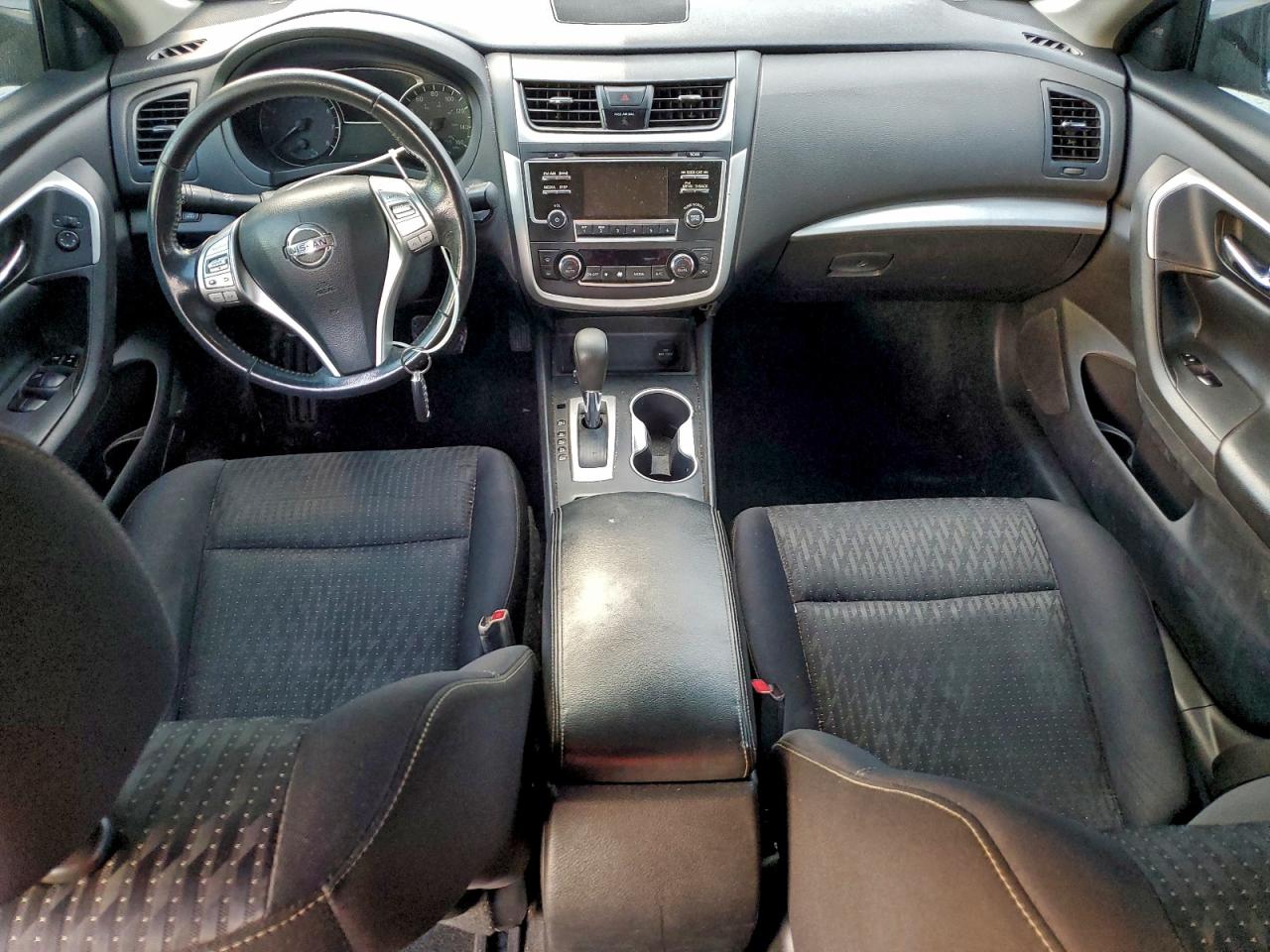 Nissan Altima 2.5 Image 6