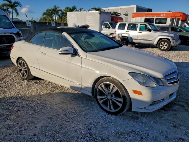 Mercedes-Benz E-Class 350 Image 4