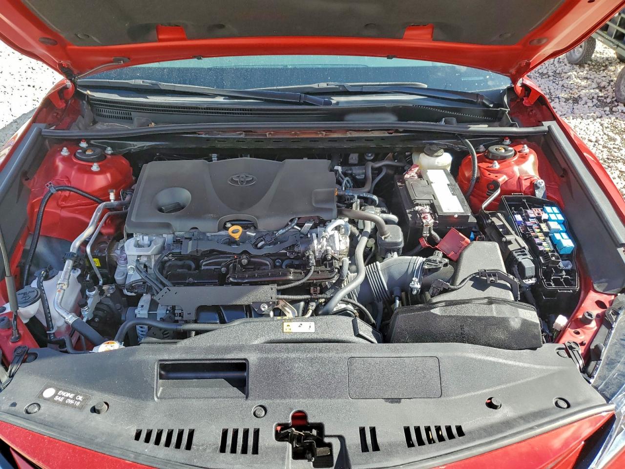 Toyota Camry Le Image 5