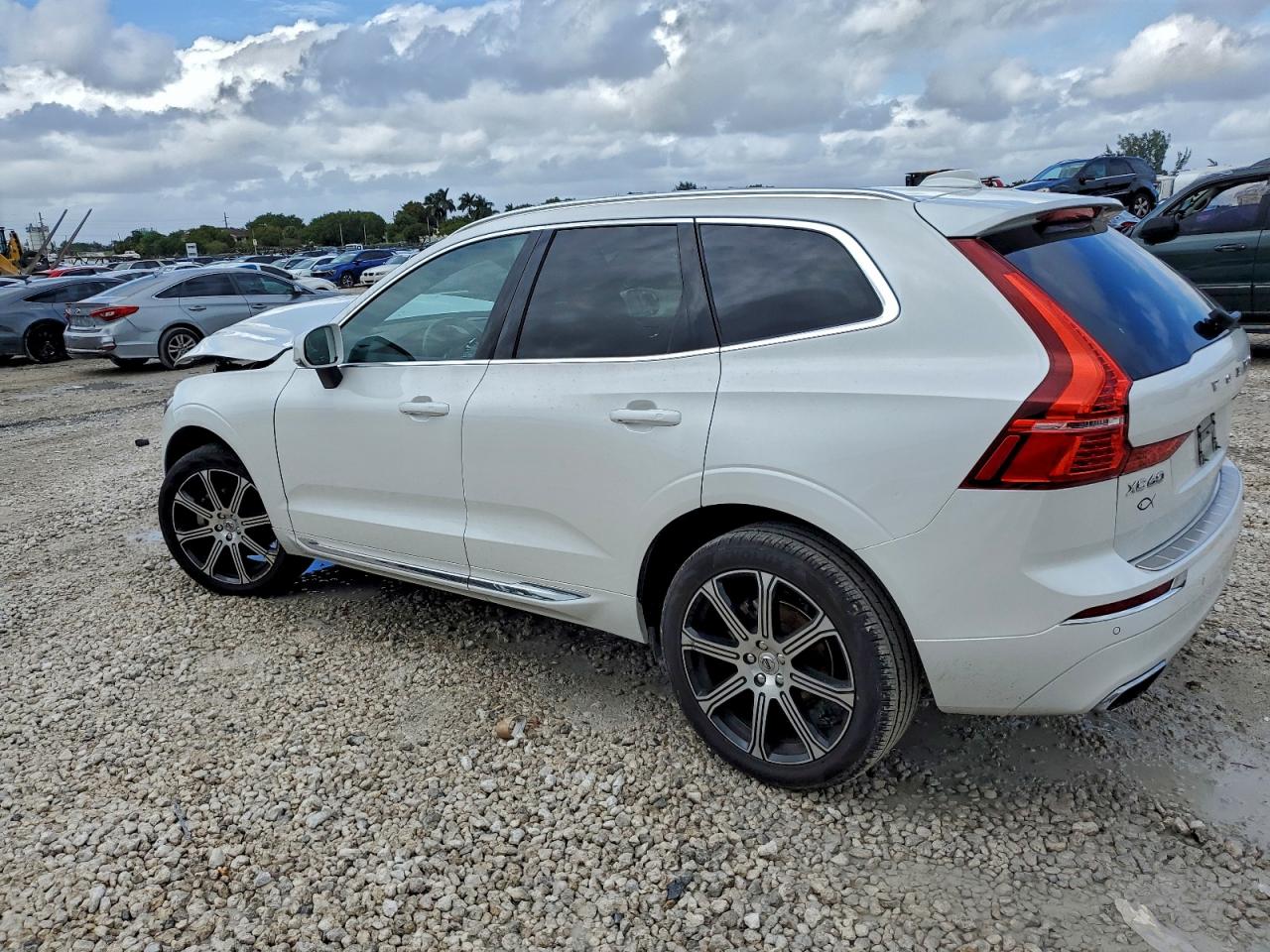 Volvo XC60 T5 Inscription Image 3