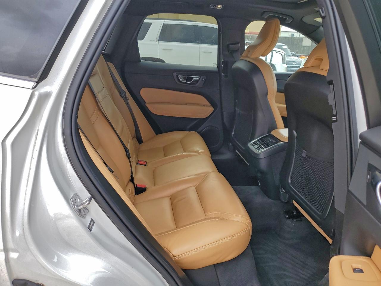 Volvo XC60 T5 Inscription Image 7