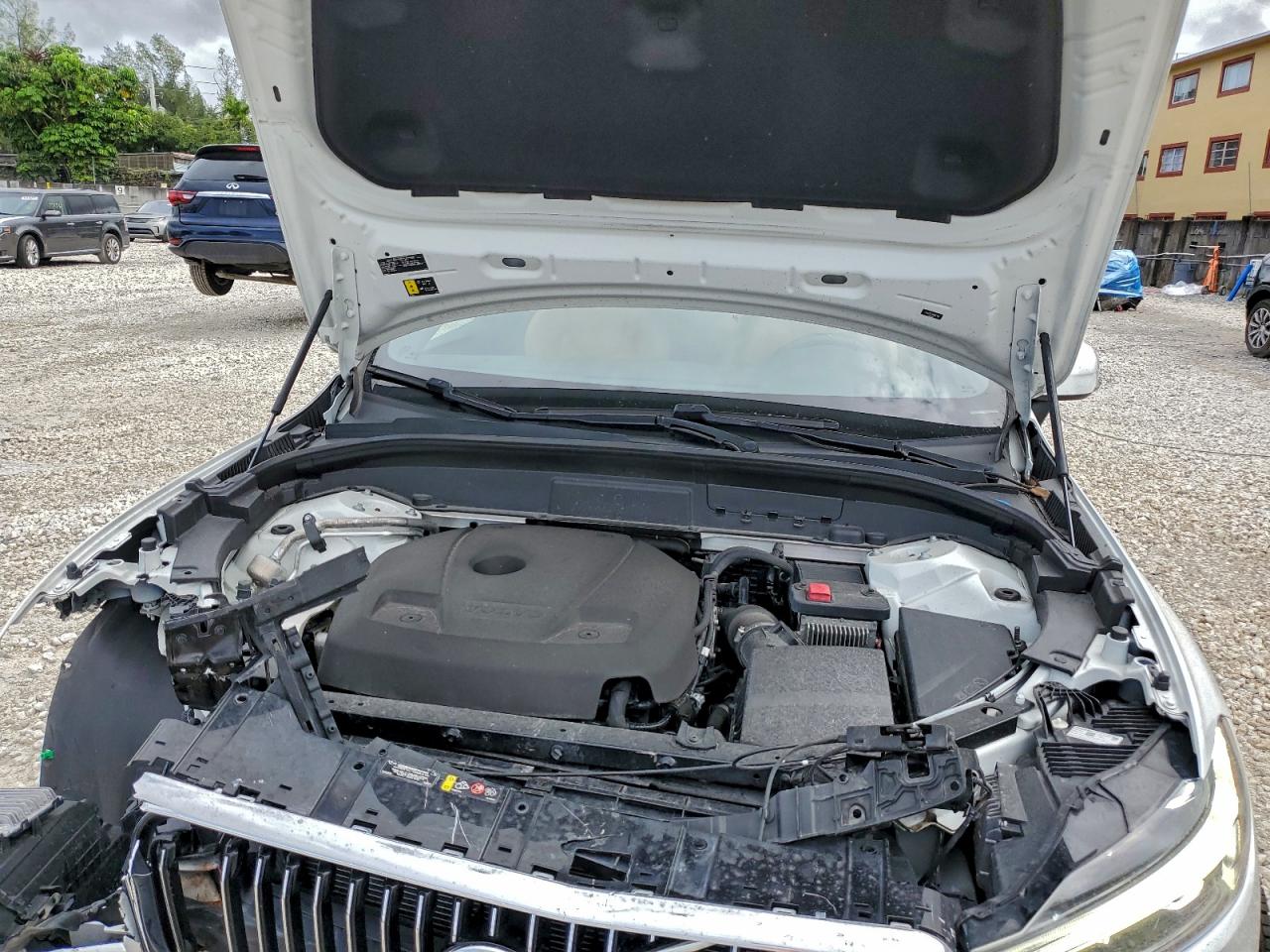 Volvo XC60 T5 Inscription Image 8