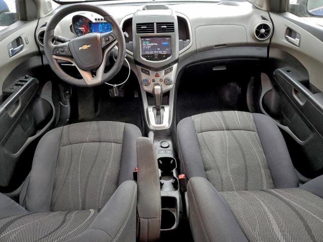 Chevrolet Sonic Lt Image 3