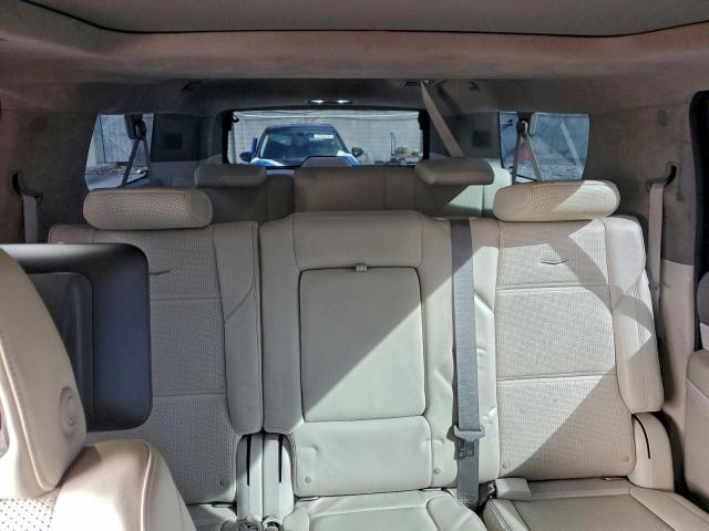 Cadillac Escalade Esv Premium Luxury Platinum Image 2