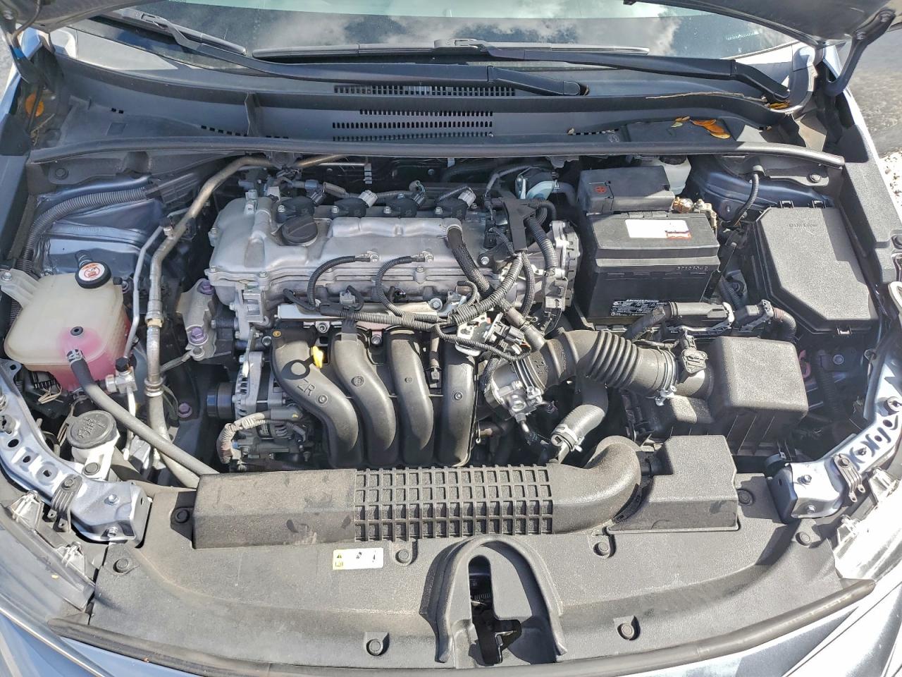 Toyota Corolla Le Image 8