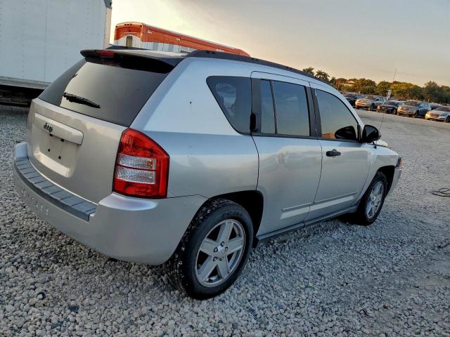 Jeep Compass Sport Image 2