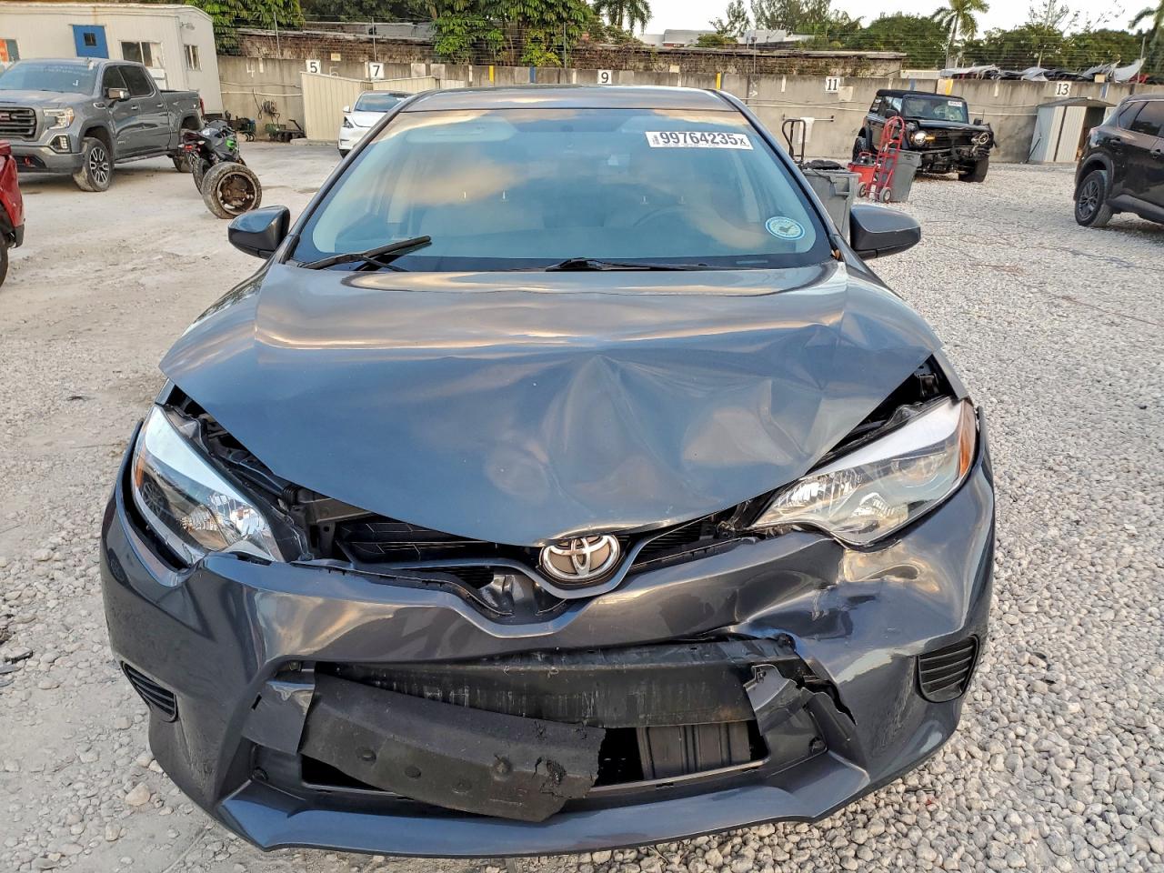 Toyota Corolla L Image 3